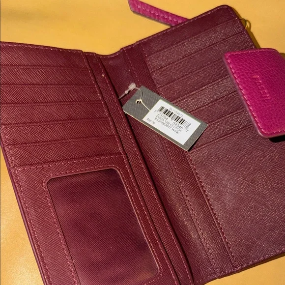 Fossil Raspberry Leather Wallet NWT - Picture 2 of 7